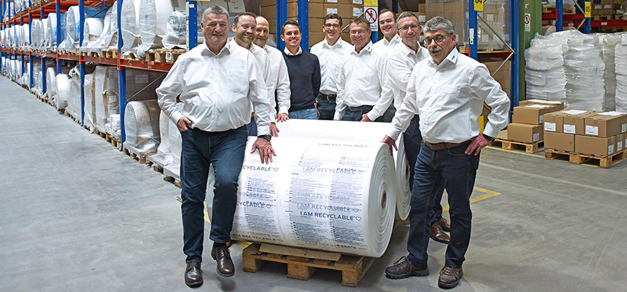 Sales field service Perga GmbH Our field service team in action! At Perga GmbH, we focus on first-class customer service and personal support. Learn more about our dedicated team and our high-quality products on our website.